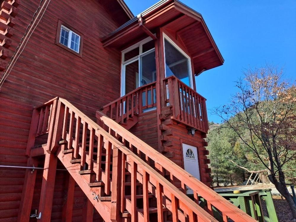 Pyeongchang Zermatt Pension Family, Couple Exterior photo